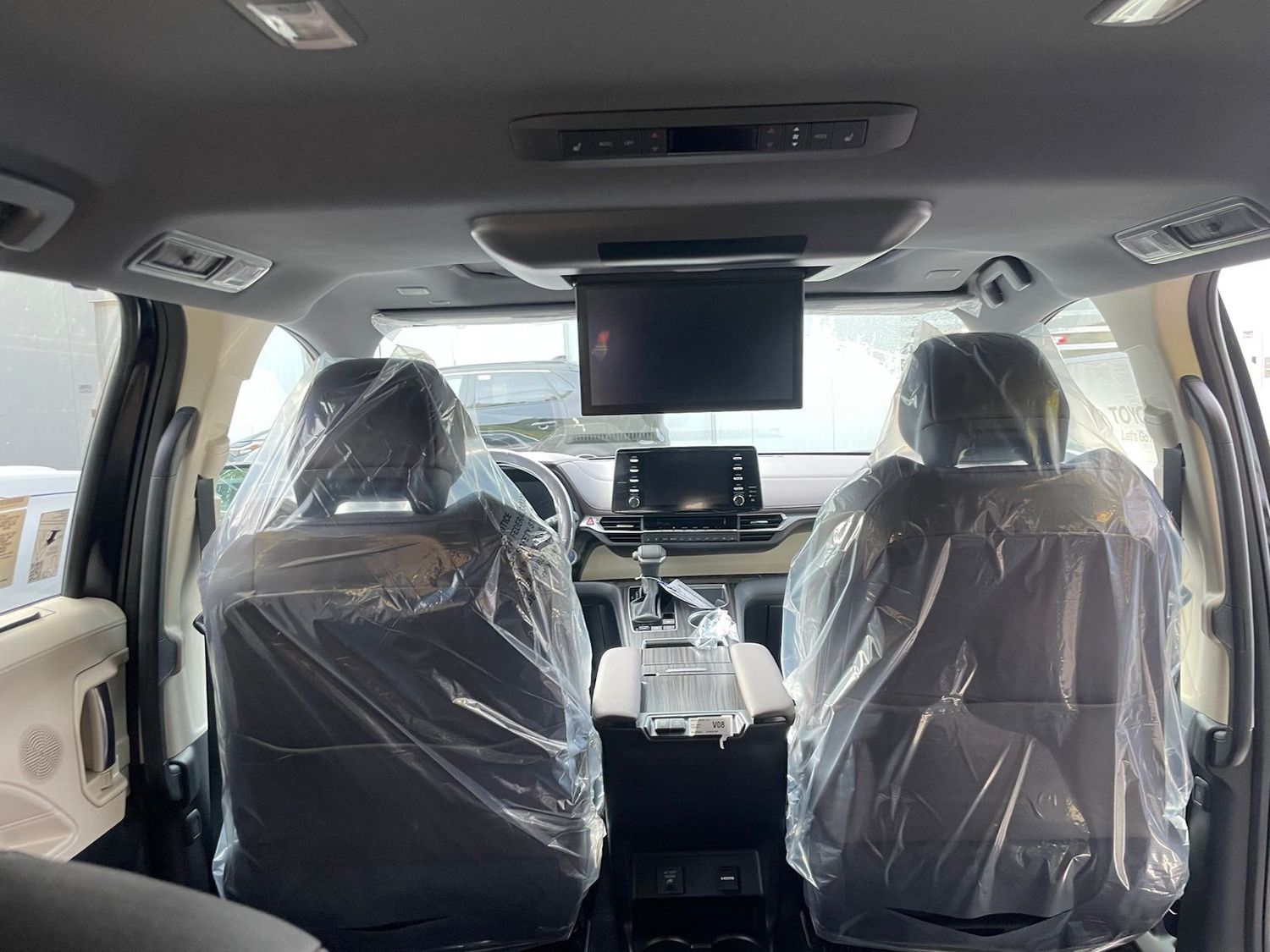 Toyota Sienna Platinum 2023