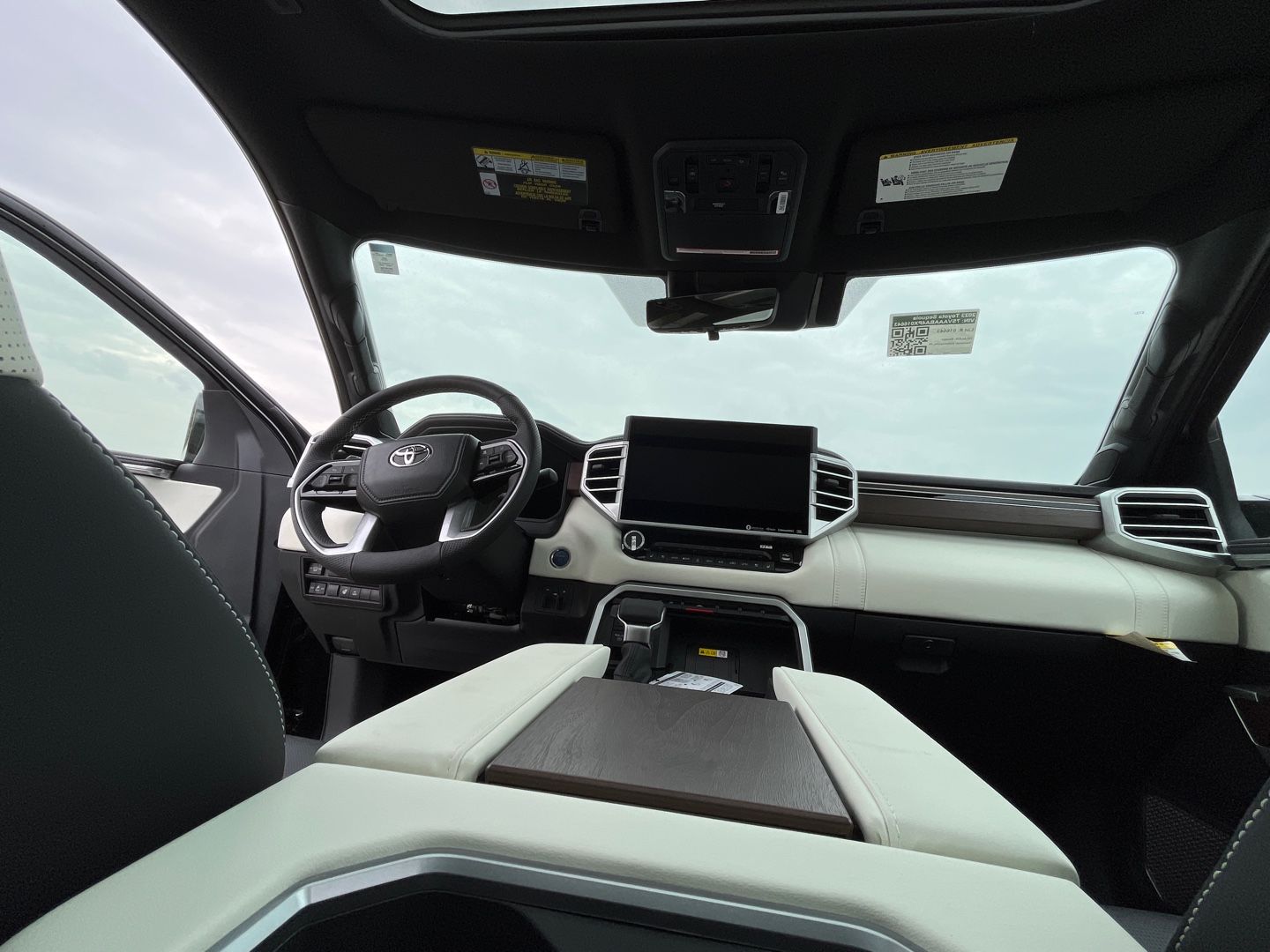 Toyota Sequoia Capstone 2023