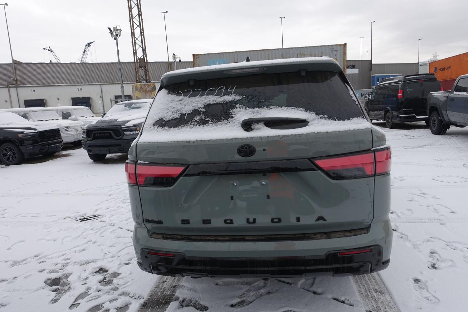 Toyota Sequoia Platinum 2024