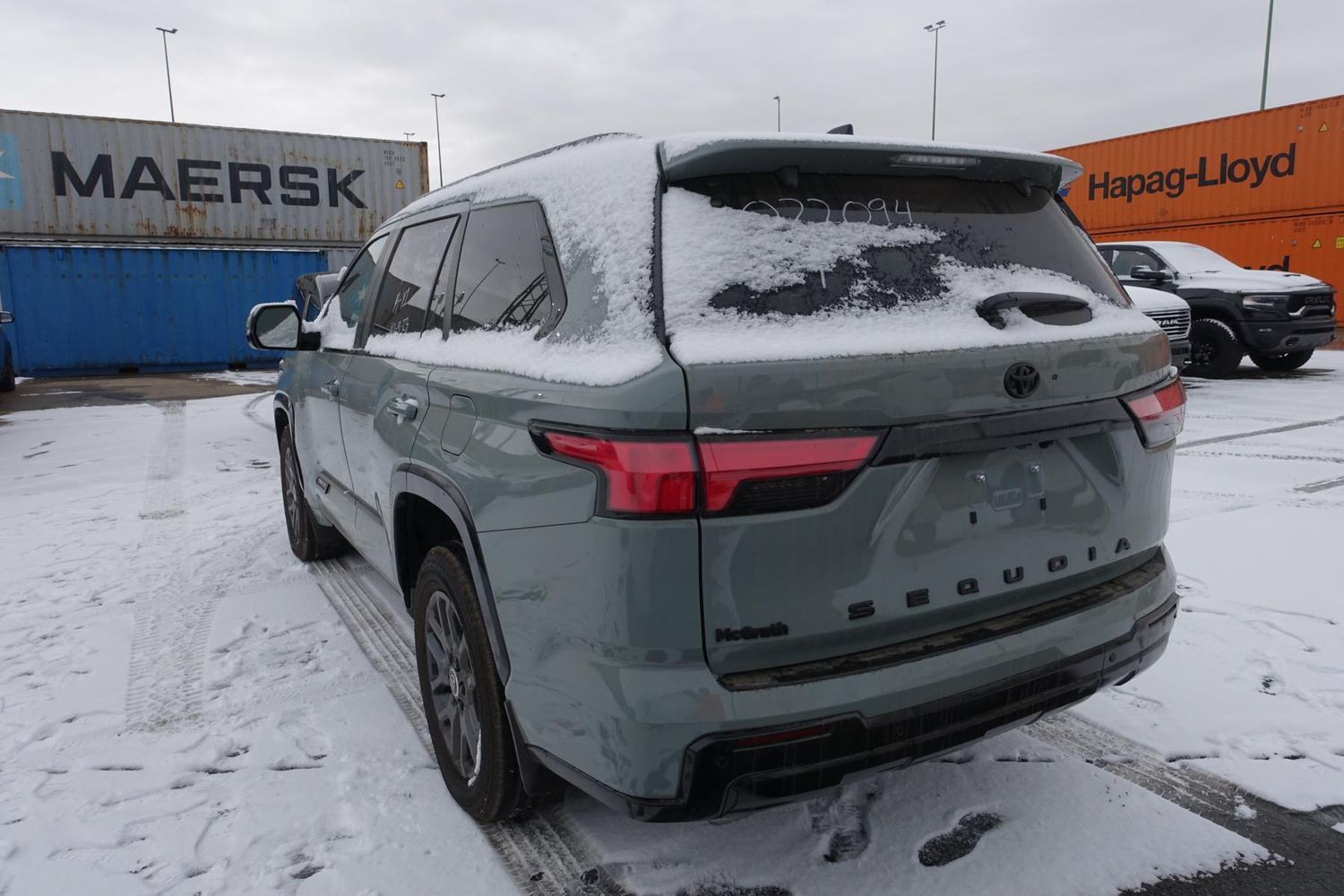 Toyota Sequoia Platinum 2024