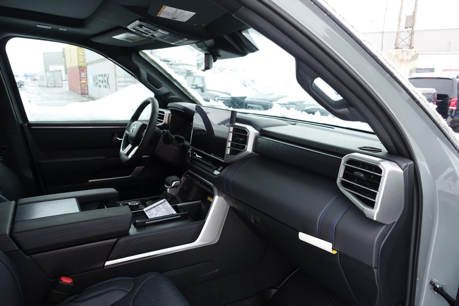 Toyota Sequoia Platinum 2024