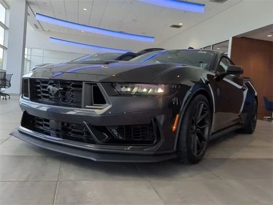 Ford Mustang Dark Horse Premium 2024