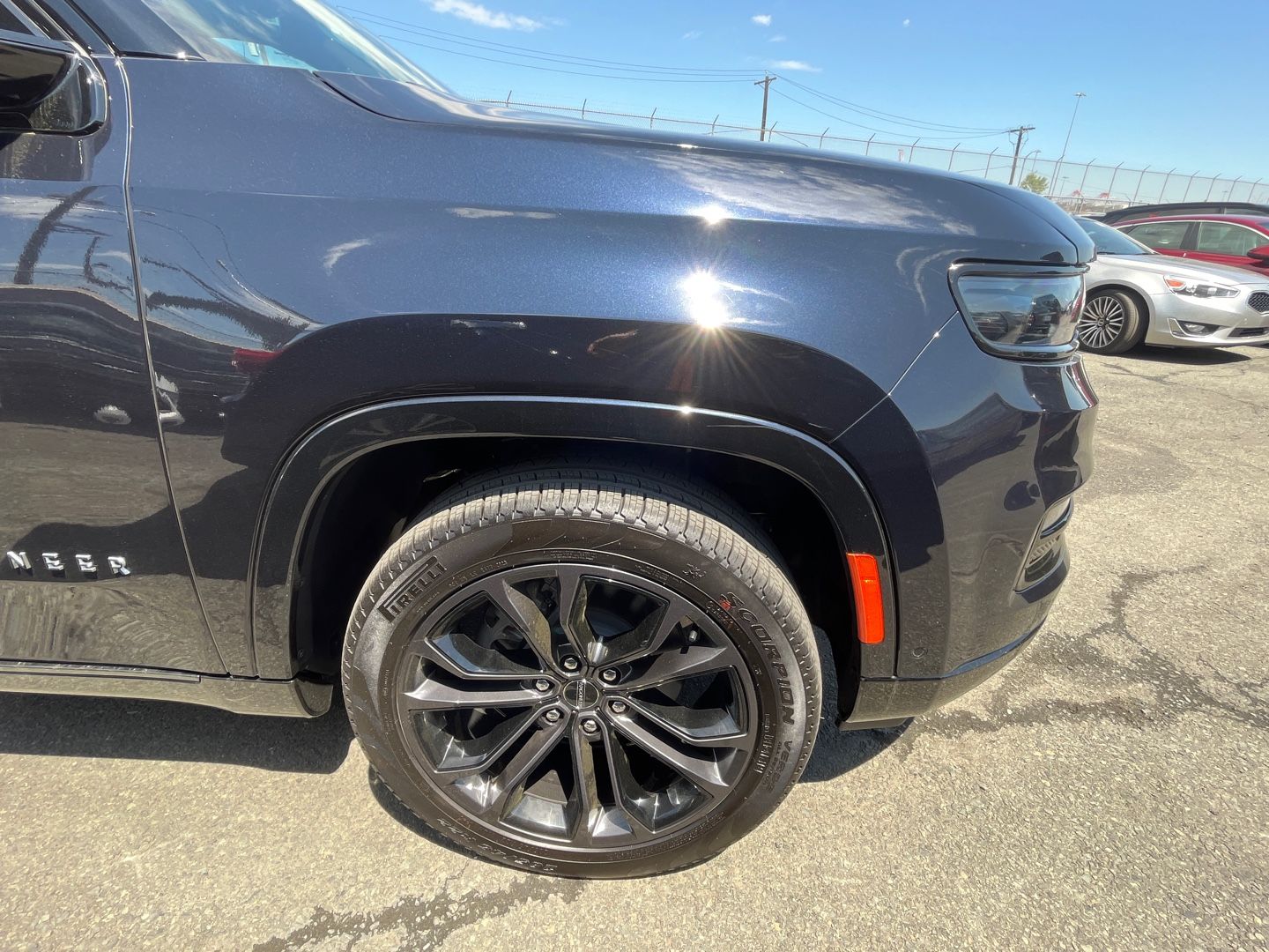Jeep Wagoneer Grand Series III Obsidian 2023