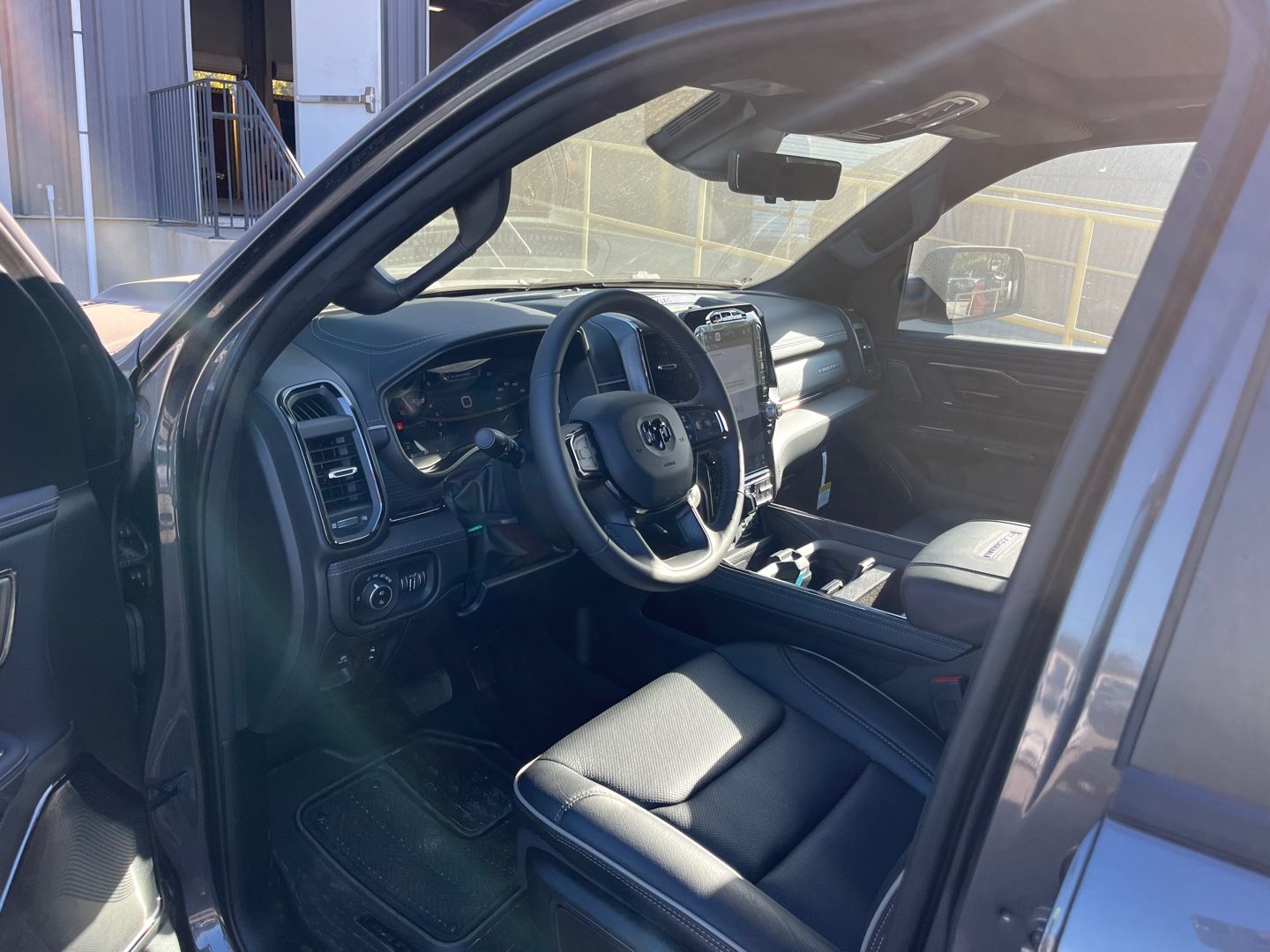 RAM 1500 Limited Night Edition 2024