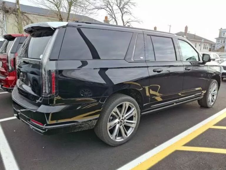 Cadillac Escalade Sport Platinum ESV 2025