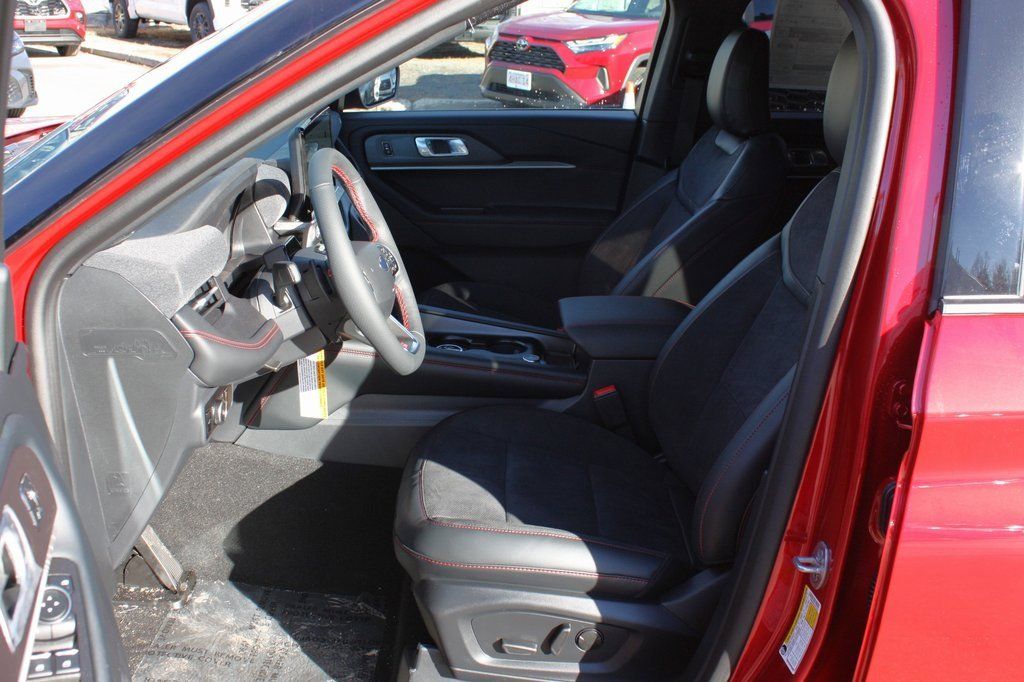 Ford Explorer ST 2025