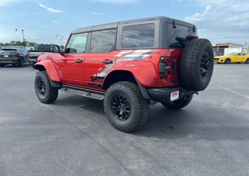 Ford Bronco Raptor  2024