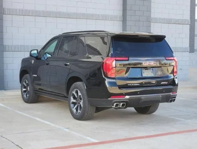 GMC Yukon AT4 Ultimate 2025