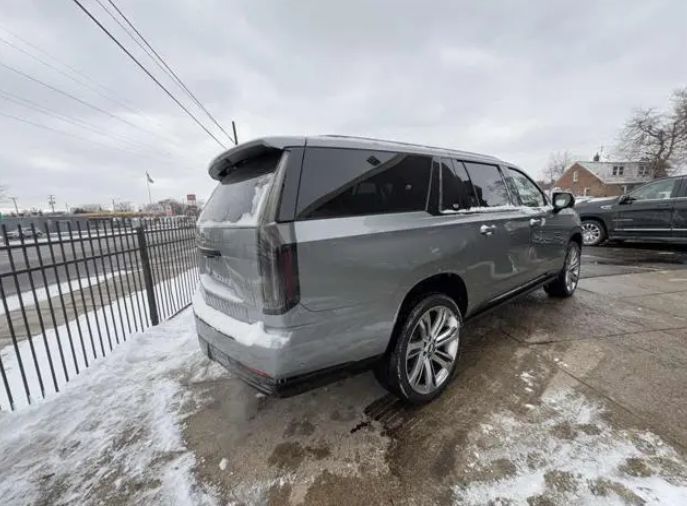Cadillac Escalade Sport Platinum ESV 2025