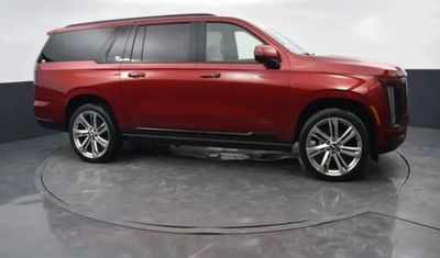 Cadillac Escalade Premium Luxury Platinum  ESV 2025