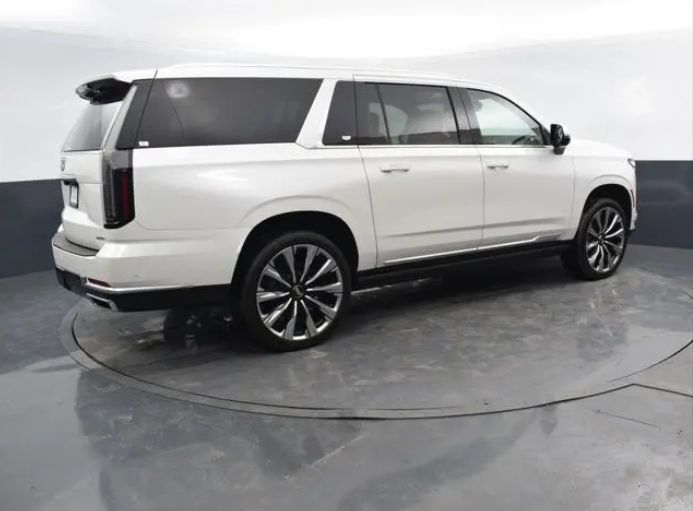 Cadillac Escalade Premium Luxury Platinum  ESV 2025