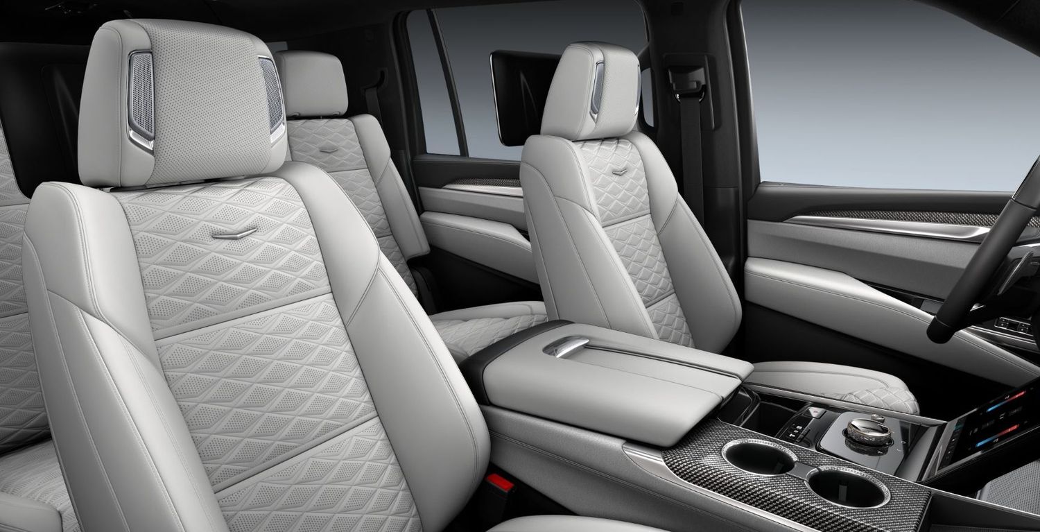 Cadillac Escalade-V ESV 2025