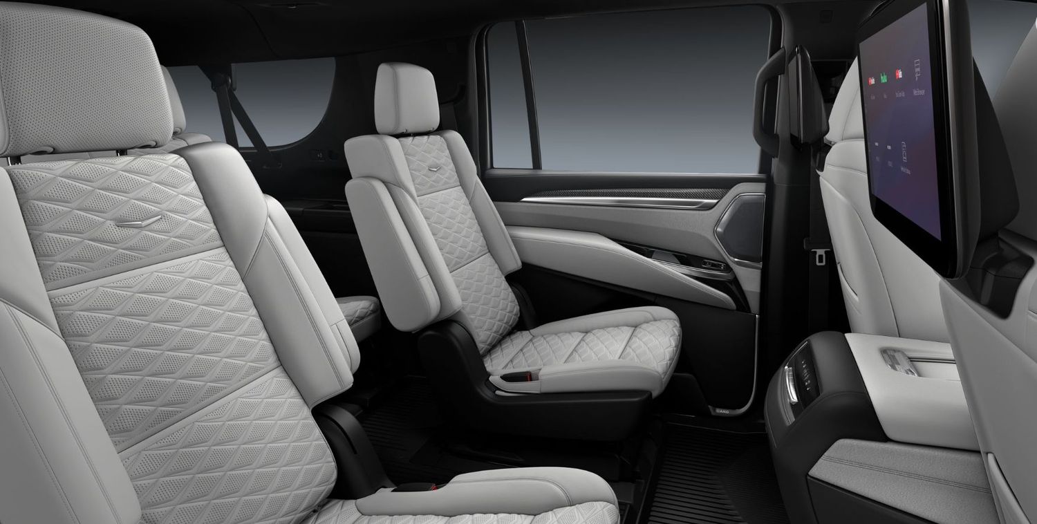 Cadillac Escalade-V ESV 2025