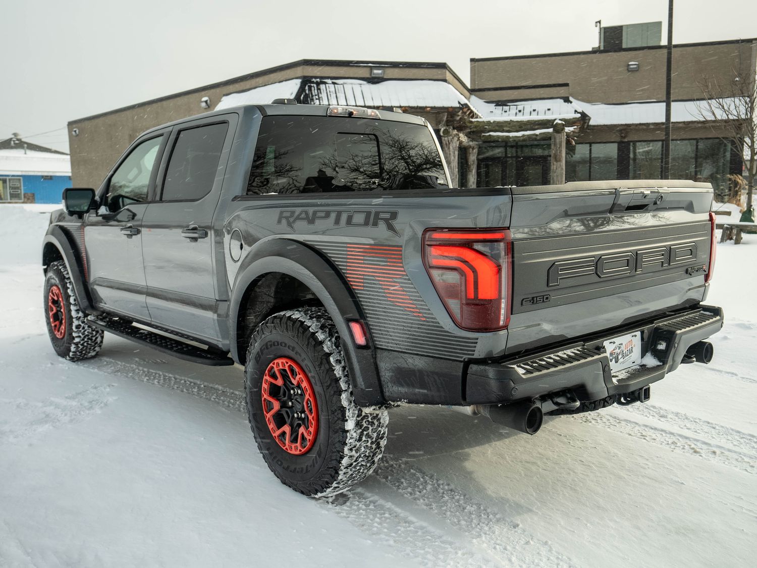 Ford F-150 Raptor R  2025