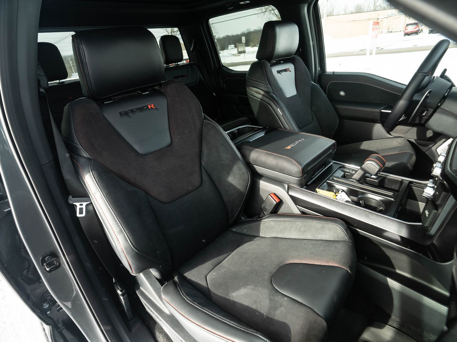 Ford F-150 Raptor R  2025