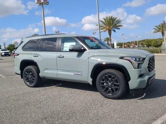 Toyota Sequoia Platinum 2025