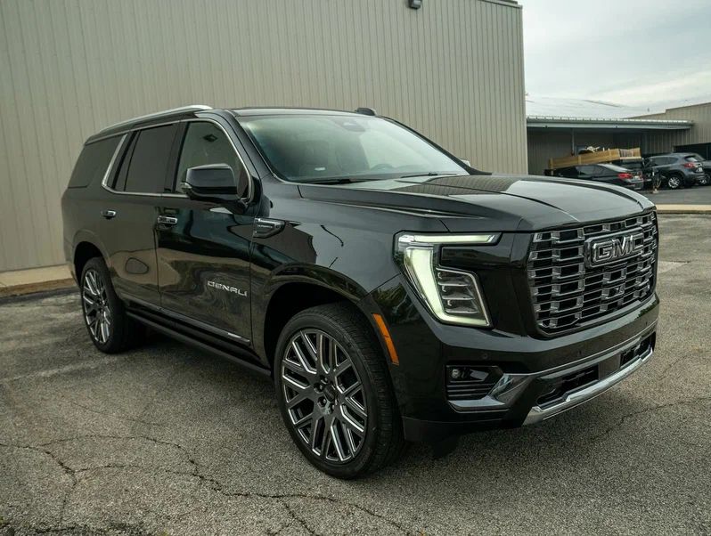 GMC Yukon Denali Ultimate 2025