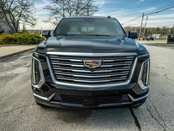 Cadillac Escalade Premium Luxury Platinum  ESV 2025
