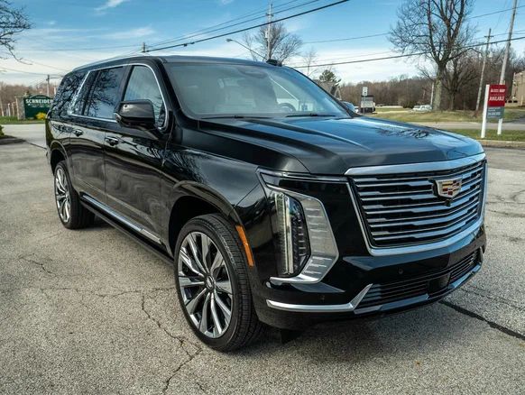 Cadillac Escalade Premium Luxury Platinum  ESV 2025
