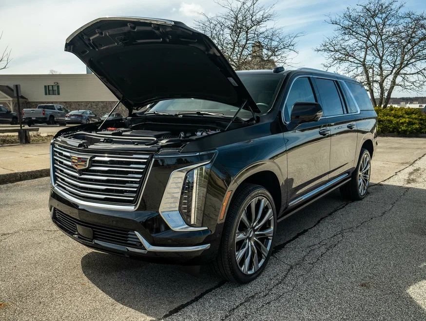 Cadillac Escalade Premium Luxury Platinum  ESV 2025