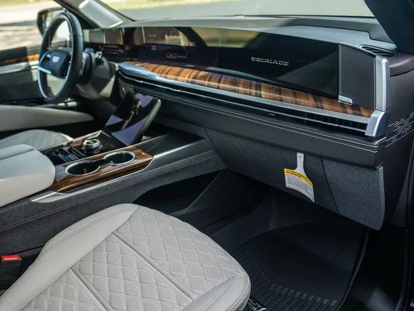 Cadillac Escalade Premium Luxury Platinum  ESV 2025