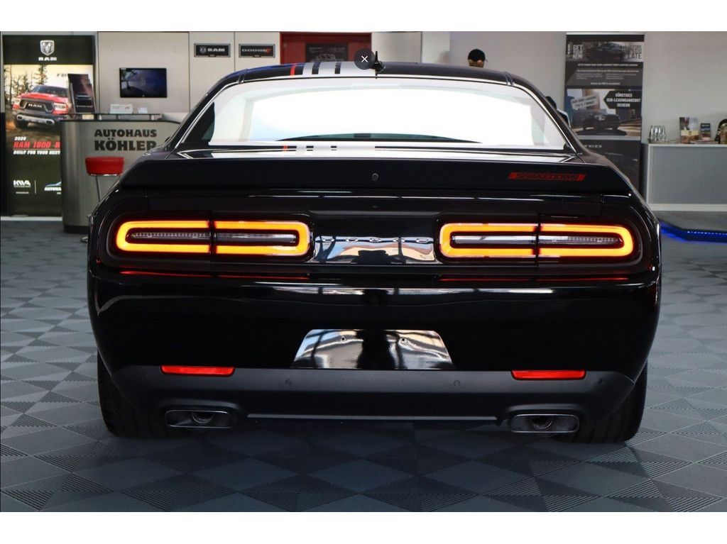 Dodge Challenger R/T Scat Pack Widebody 2023