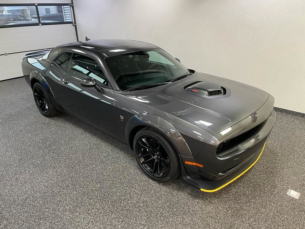 Dodge Challenger R/T Scat Pack Widebody 2023