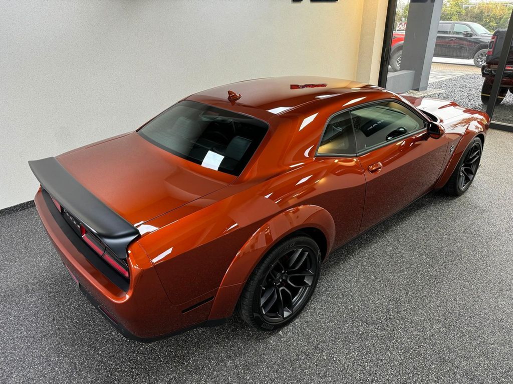 Dodge Challenger SRT Hellcat Widebody Jailbreak 2023