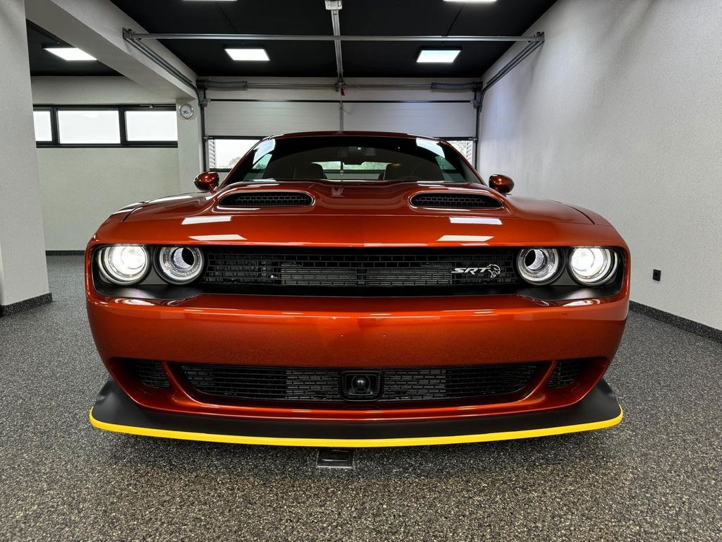 Dodge Challenger SRT Hellcat Widebody Jailbreak 2023