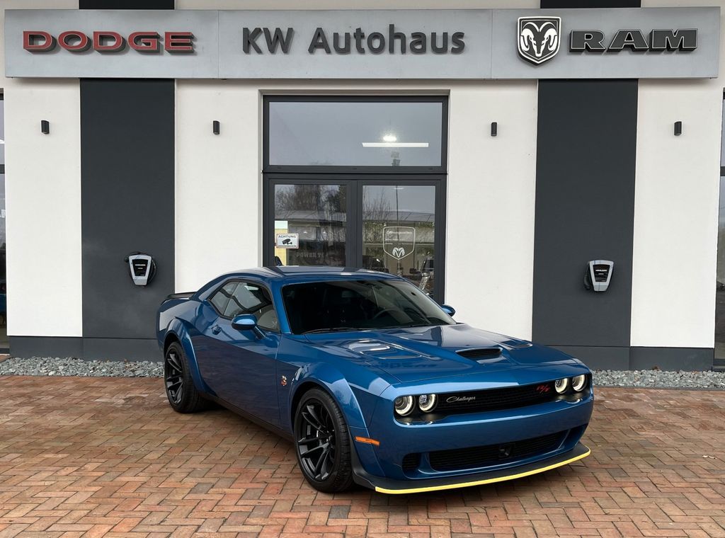 Dodge Challenger R/T Scat Pack Widebody 2023