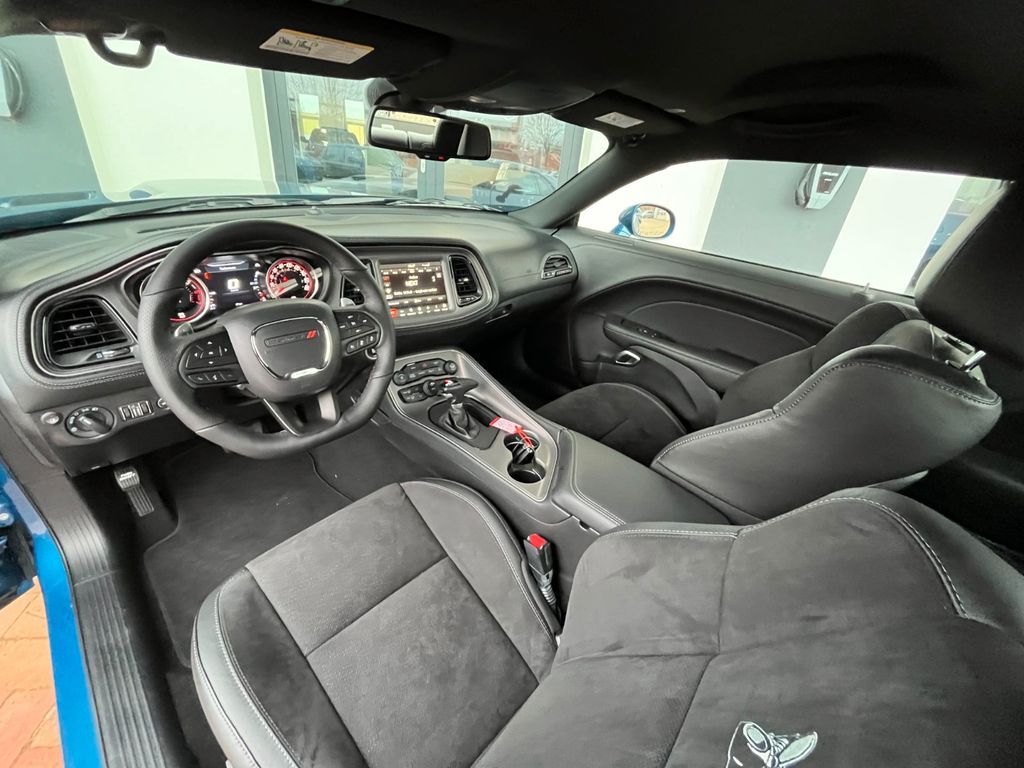 Dodge Challenger R/T Scat Pack Widebody 2023