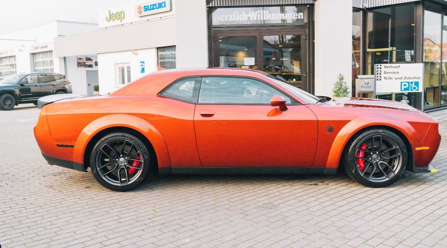 Dodge Challenger SRT Hellcat Widebody Jailbreak 2023