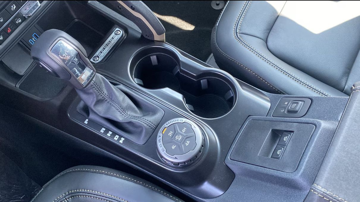 Ford Bronco Badlands™ (двухдверная кабина) 2025