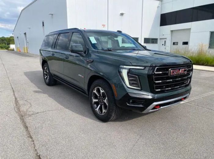 GMC Yukon AT4 Ultimate XL 2025