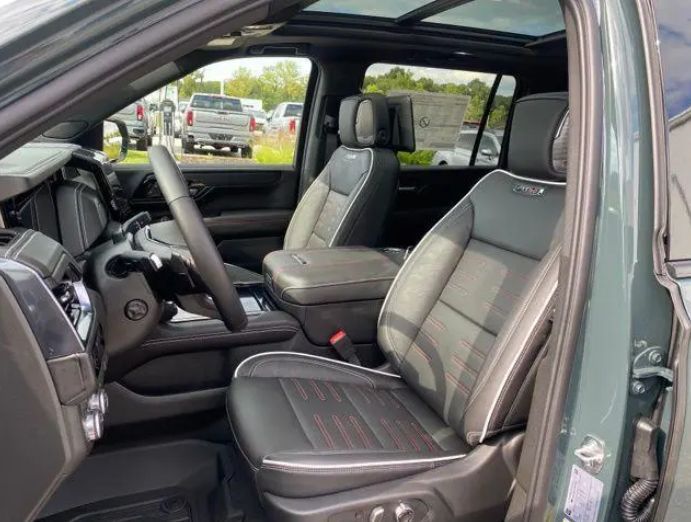 GMC Yukon AT4 Ultimate XL 2025