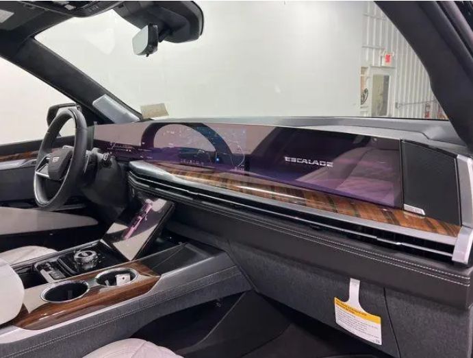 Cadillac Escalade Premium Luxury Platinum 2025