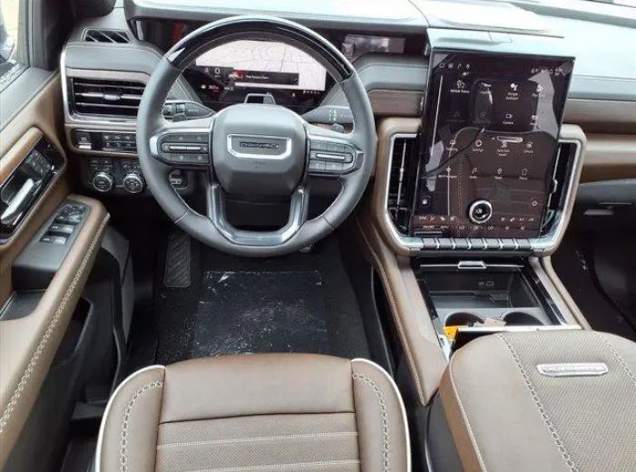 GMC Yukon Denali Ultimate 2025