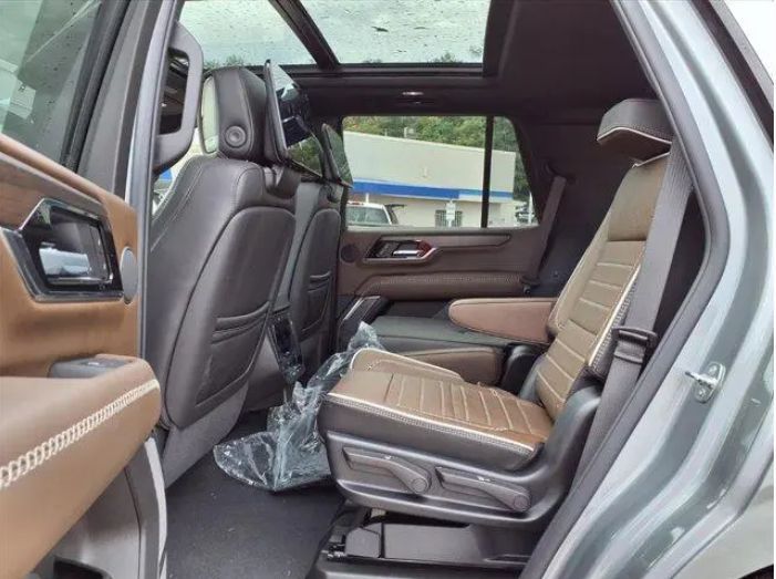 GMC Yukon Denali Ultimate 2025