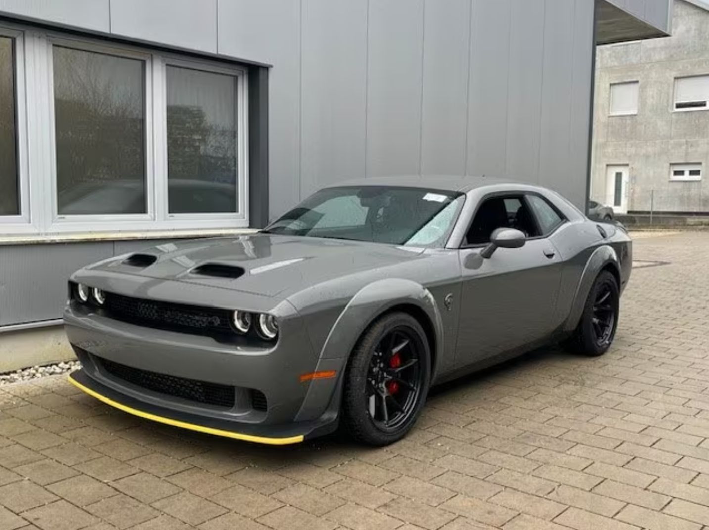 Dodge Challenger SRT Hellcat Widebody Jailbreak 2023