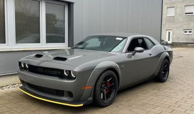Dodge Challenger SRT Hellcat Widebody Jailbreak 2023