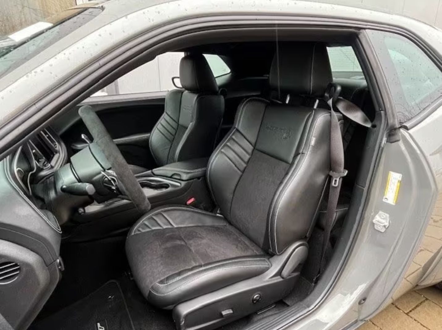 Dodge Challenger SRT Hellcat Widebody Jailbreak 2023