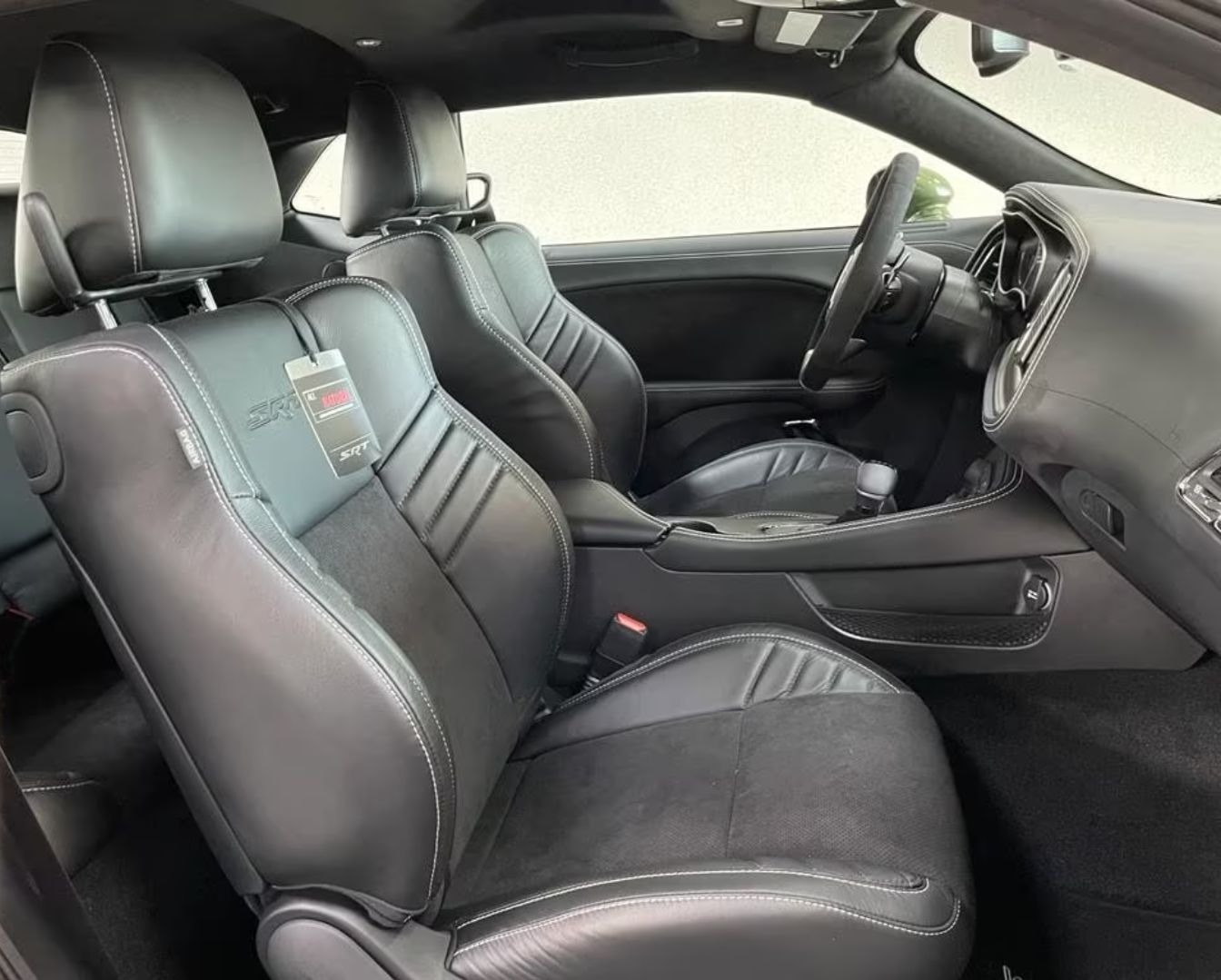 Dodge Challenger SRT Hellcat Widebody Jailbreak 2023