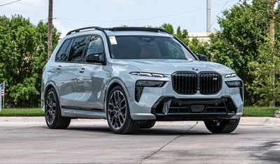 BMW X7 M60i
