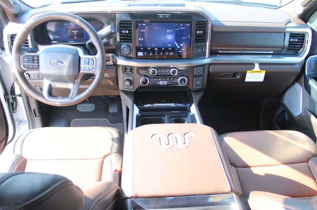 Ford F-350 King Ranch 2025