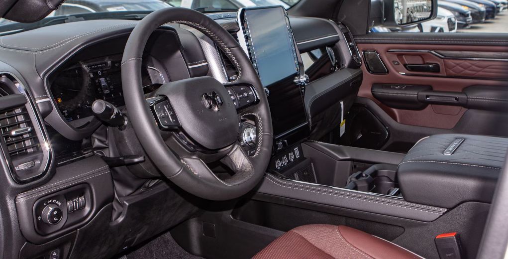 RAM 1500 Limited Night Edition 2026