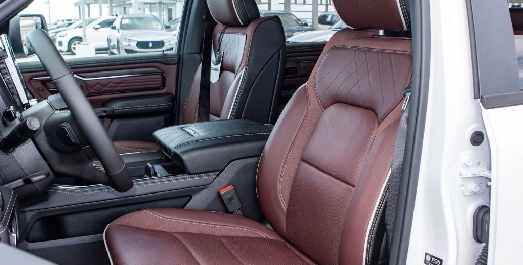 RAM 1500 Limited Night Edition 2026