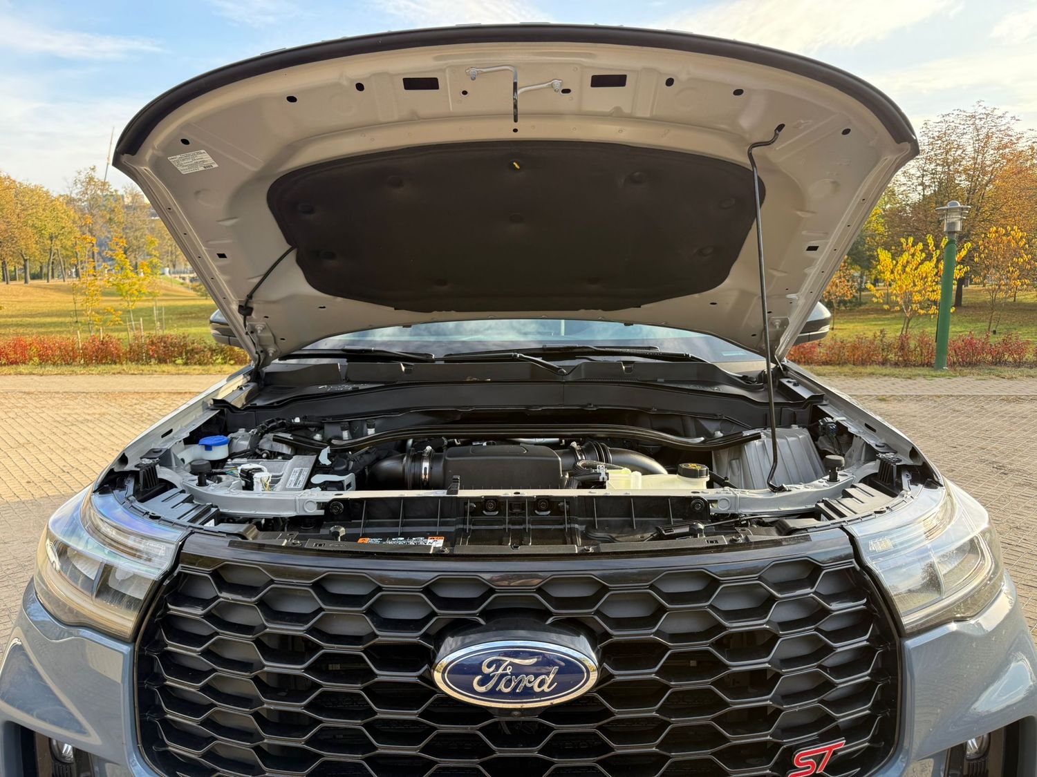 Ford Explorer ST 2025