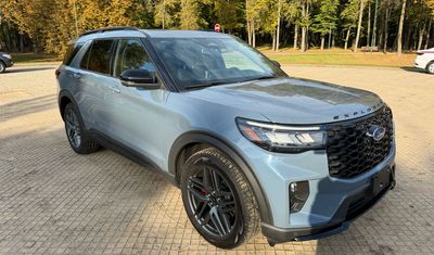 Ford Explorer ST 2025