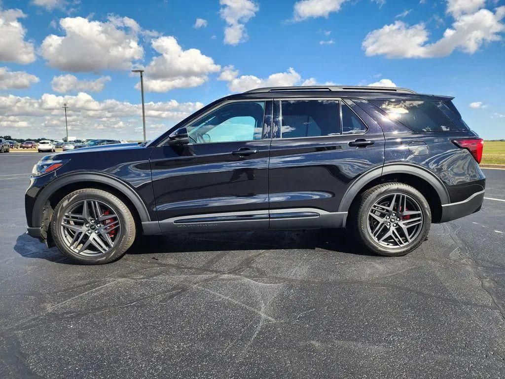 Ford Explorer ST 2025