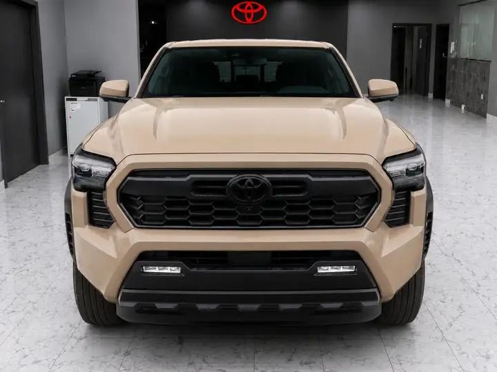Toyota Tacoma TRD Off-Road 2026